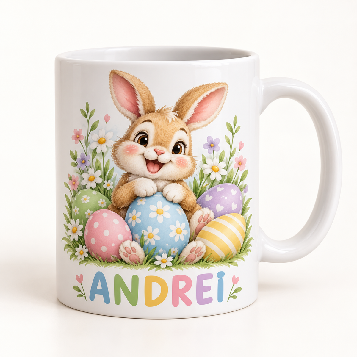 Cană de Paște personalizată cu nume – exemplu de personalizare