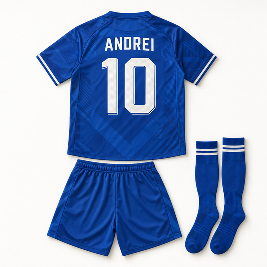 Set echipament fotbal complet cu nume și număr – exemplu de personalizare